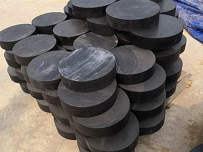 镇江板式橡胶支座由若干层橡胶片与薄钢板经加压硫化